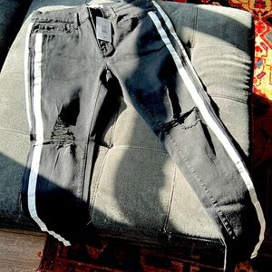 Black and white mens size 36 fashion nova pants NWT